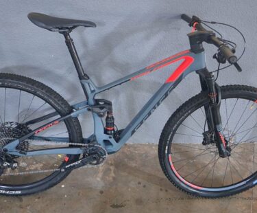 Bicicleta Mountain Bike (MTB) Sense Invictus Comp Quadro 17'(44cm)