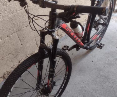 Bicicleta Mountain Bike (MTB) Scoot Scale 910 Aro 29