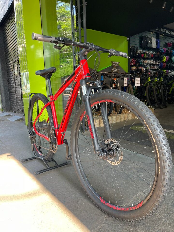 Bicicleta Mountain Bike (MTB) Oggi Hacker Sport Aro 29 em Maringá / PR | Bazar Bikes Anúncio Bazar Bikes