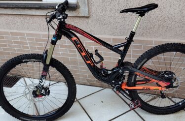 Bicicleta Mountain Bike (MTB) GT Force Curso 160mm