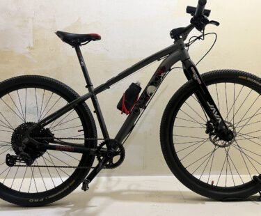 Bicicleta Mountain Bike (MTB) KSW Avant Aro 29