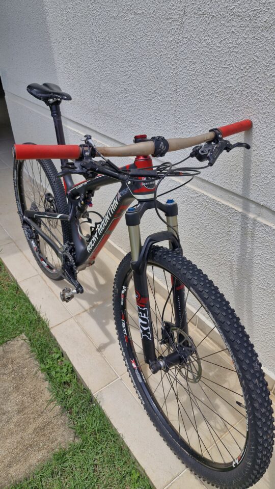 Bicicleta Mountain Bike (MTB) Rocky Mountain Element Aro 29 | Bazar Bikes Anúncio Bazar Bikes