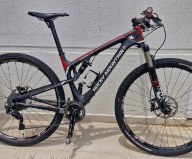 Bicicleta Mountain Bike (MTB) Rocky Mountain Element Aro 29