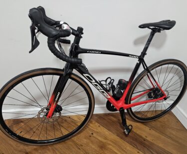 Bicicleta Speed Oggi Cadenza 500 Disc Quadro 21'(54cm), Bazar Bikes Bicicleta Speed Oggi Cadenza 500 Disc Quadro 21'(54cm)