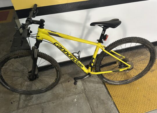 Bicicleta Mountain Bike (MTB) Cannondale Trail Velocidade 9V