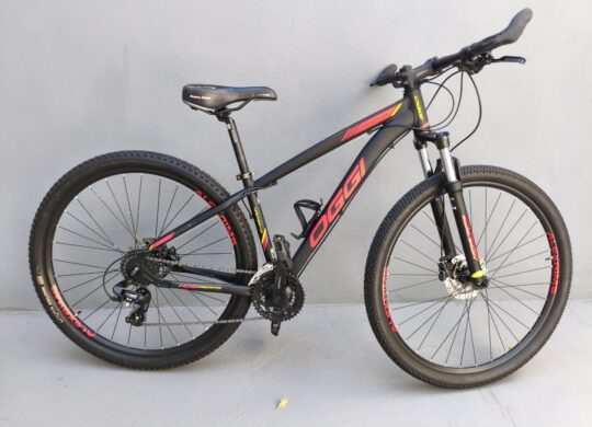 Bicicleta Mountain Bike (MTB) Oggi Hacker HDS Quadro 15'(39cm)