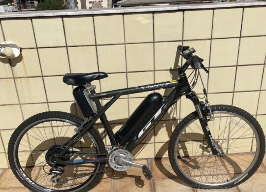 Bicicleta Elétrica GT GTS Aro 26