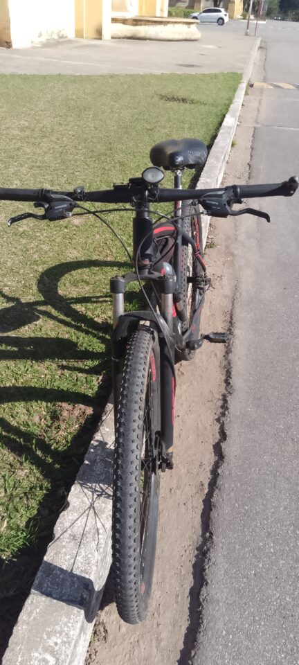 Bicicleta Mountain Bike (MTB) Oggi Hacker Sport Aro 29 em Rio de Janeiro / RJ | Bazar Bikes Anúncio Bazar Bikes