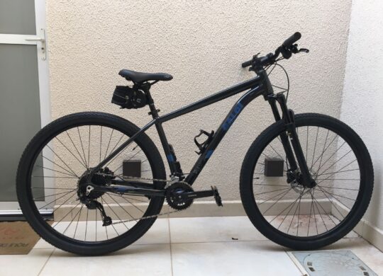Bicicleta Mountain Bike (MTB) Caloi Explorer Comp Aro 29