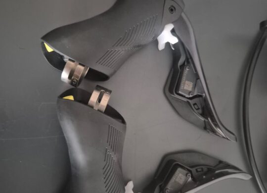 Peça Manete Shimano Ultegra R8170 DI2 Trocador Trigger