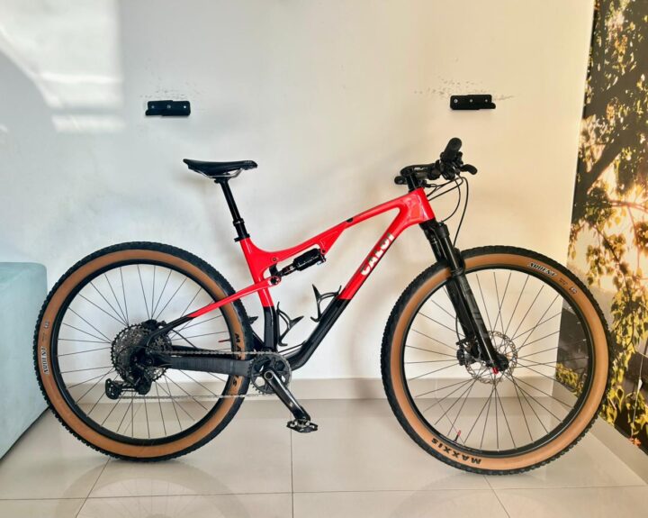 Bicicleta Mountain Bike (MTB) Caloi Elite Carbom Sport Quadro 19'(48cm) | Bazar Bikes Anúncio Bazar Bikes