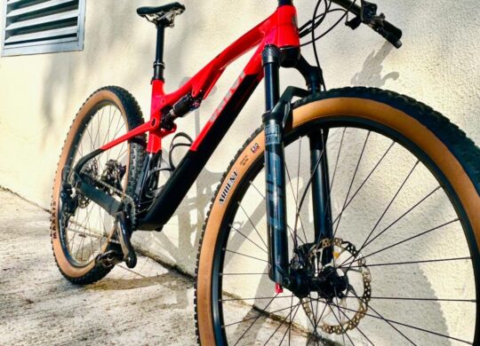 Bicicleta Mountain Bike (MTB) Caloi Elite Carbom Sport Quadro 19'(48cm) | Bazar Bikes Anúncio Bazar Bikes