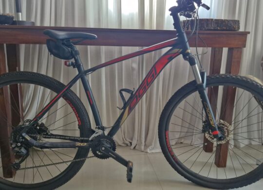 Bicicleta Mountain Bike (MTB) Oggi Big Whell 7.0 Aro 29 Quadro 23+ 18V