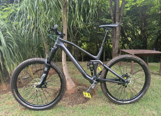 Bicicleta Mountain Bike (MTB) Canyon Spectral Aro 27.5 Quadro 17 11V