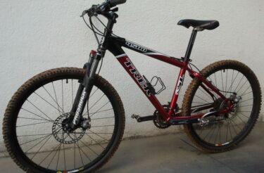 Bicicleta Mountain Bike (MTB) Trek 4500 Aro 26 Quadro 17 27V
