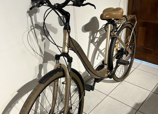 Bicicleta Urbana Shimano Groove Urban Aro 700c Quadro 19 21V