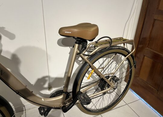 Bicicleta Urbana Shimano Groove Urban Aro 700c Quadro 19 21V | Bazar Bikes Anúncio Bazar Bikes