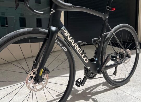 Bicicleta Speed Pinarelo Gan 105 Aro 700c Quadro 54 24V | Bazar Bikes Anúncio Bazar Bikes