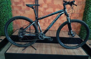 Bicicleta Mountain Bike (MTB) Absolute Nero Aro 29 Quadro 17 27V