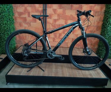 Bicicleta Mountain Bike (MTB) Absolute Nero Aro 29 Quadro 17 27V