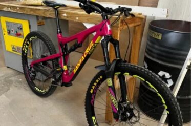 Bicicleta Mountain Bike (MTB) Santa Cruz Bronson CC 2016 Aro 27.5 Quadro 17 11V