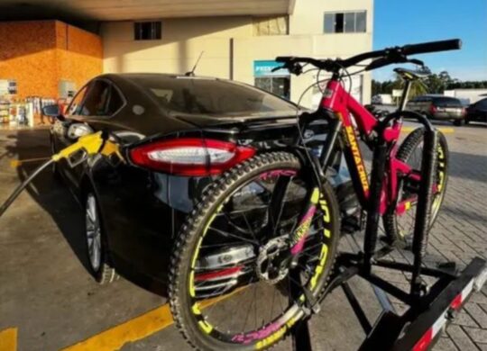 Bicicleta Mountain Bike (MTB) Santa Cruz Bronson CC 2016 Aro 27.5 Quadro 17 11V | Bazar Bikes Anúncio Bazar Bikes