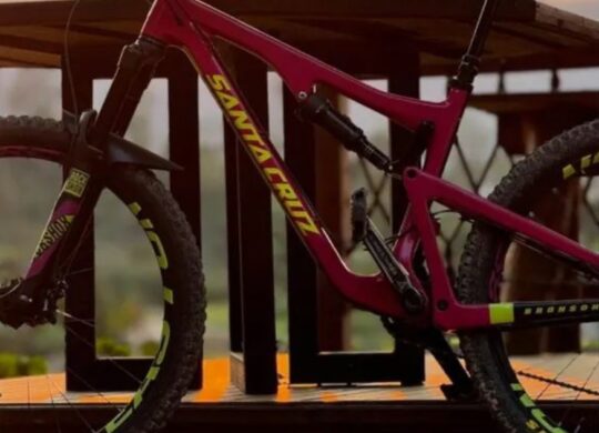 Bicicleta Mountain Bike (MTB) Santa Cruz Bronson CC 2016 Aro 27.5 Quadro 17 11V | Bazar Bikes Anúncio Bazar Bikes