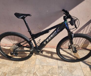 Bicicleta Elétrica Trek E-Caliber 9.6 Aro 29 Quadro 19 12V