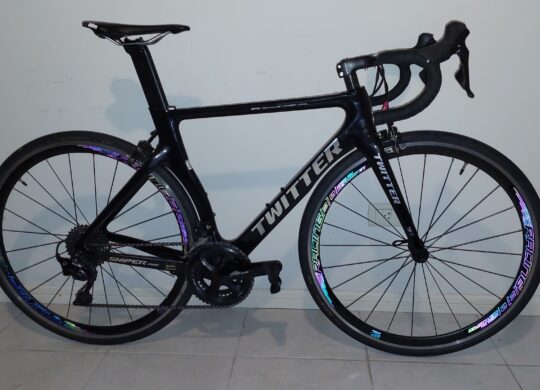 Bicicleta Speed Twitter Sniper Pro Aro 700c Quadro 52 22V