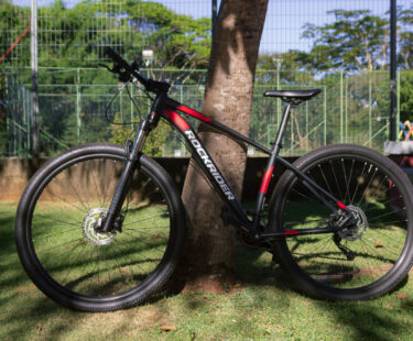 Bicicleta Mountain Bike (MTB) RockRide ST 500 Aro 29 Quadro 19 30V