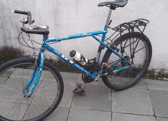 Bicicleta Vintage GT Avalanche Aro 26 Quadro 17 18V