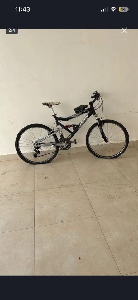 Bicicleta Urbana Caloi Montana full Suspension 21V Aro 26 Quadro 15 21V