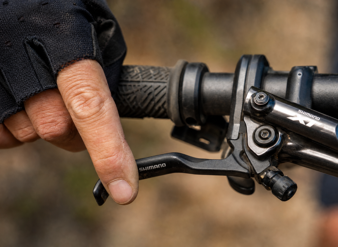 Freio hidráulico modula a frenagem com um dedo — vale o investimento na bike usada? Freio hidráulico modula a frenagem com um dedo — vale o investimento na bike usada?