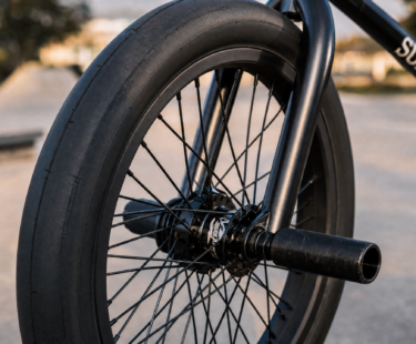 Aros 20 e 24 polegadas explicam a agilidade do BMX, das dobráveis e das bikes infantis