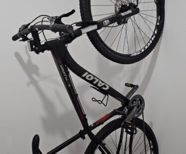 Bicicleta Mountain Bike (MTB) Caloi Explorer Aro 29 Quadro 17 27V, Bazar Bikes Bicicleta Mountain Bike (MTB) Caloi Explorer Aro 29 Quadro 17 27V