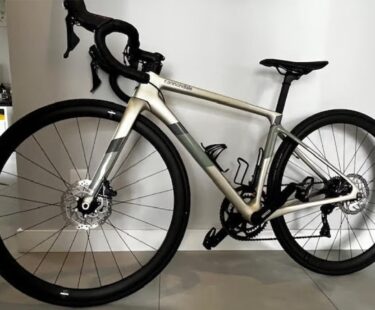 Bicicleta Speed Cannondale Super Six EVO Aro 700c Quadro 46 22V