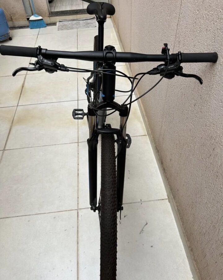 Bicicleta Mountain Bike (MTB) Oggi Big Whell 7.0 Aro 29 Quadro 17 18V | Bazar Bikes Anúncio Bazar Bikes