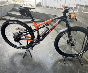 Bicicleta Mountain Bike (MTB) Oggi Cattura Pro T-20 Aro 29 Quadro 17 12V