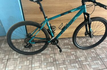 Bicicleta Mountain Bike (MTB) Sense Fun Aro 29 Quadro 17 18V