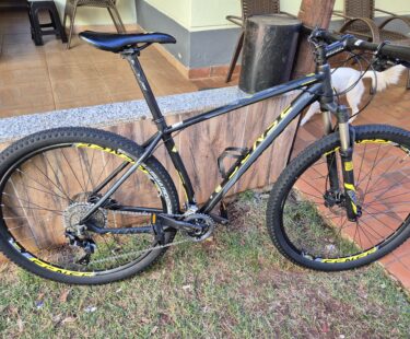 Bicicleta Mountain Bike (MTB) Sense Impact Evo Aro 29 Quadro 19 20V