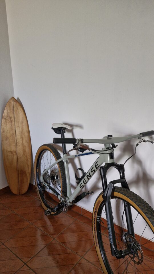 Bicicleta Mountain Bike (MTB) Sense Impact Race Aro 29 Quadro 17 12V