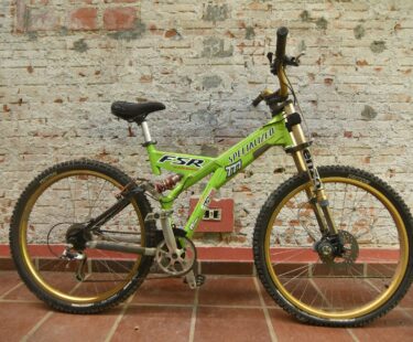 Bicicleta Downhill Specialized FSR Aro 26 Quadro 17 8V