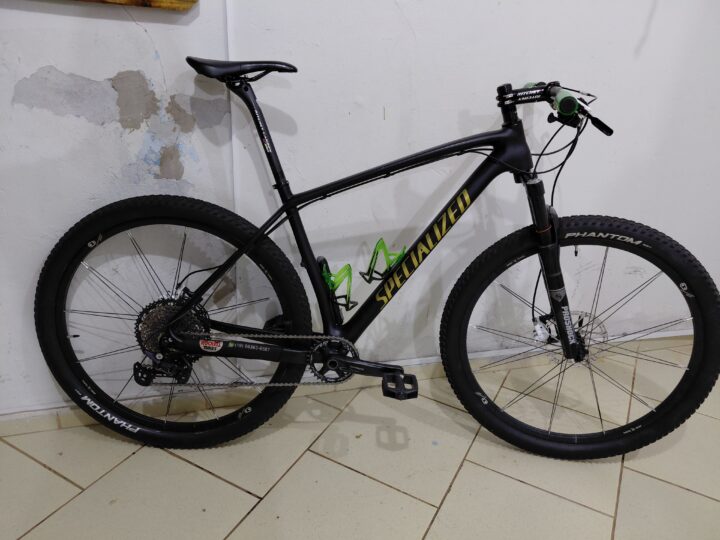 Bicicleta Mountain Bike (MTB) Specialized Stumpjumper Aro 29 Quadro 19 12V | Bazar Bikes Anúncio Bazar Bikes