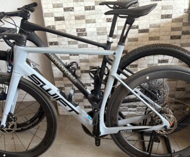 Bicicleta Speed Swift RaceVox Pro Disc Aro 27.5 Quadro 56 12V