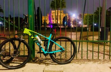 Bicicleta Mountain Bike (MTB) Trek Marlin 5 Aro 29 Quadro 15 18V, Bazar Bikes Bicicleta Mountain Bike (MTB) Trek Marlin 5 Aro 29 Quadro 15 18V