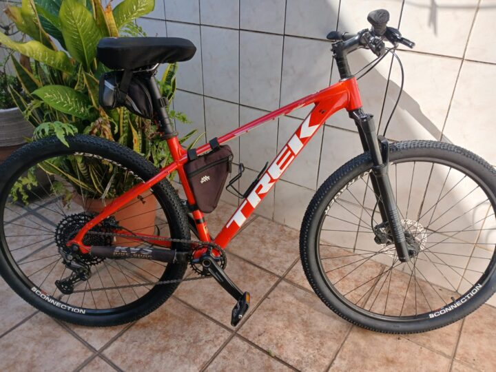 Bicicleta Mountain Bike (MTB) Trek Marlin 6 Aro 29 Quadro 17 12V | Bazar Bikes Anúncio Bazar Bikes