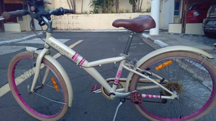 Bicicleta Urbana Btwin 200 Aro 26 Quadro 15 5V | Bazar Bikes Anúncio Bazar Bikes