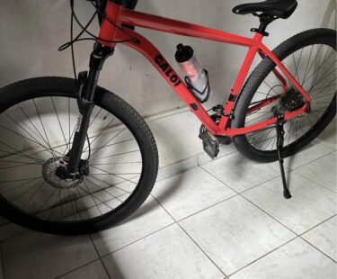 Bicicleta Mountain Bike (MTB) Caloi Explorer Expert Aro 29 Quadro 17 20V