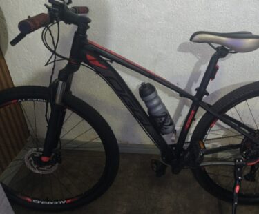 Bicicleta Mountain Bike (MTB) Oggi Big Whell 7.1 Aro 29 Quadro 15 11V