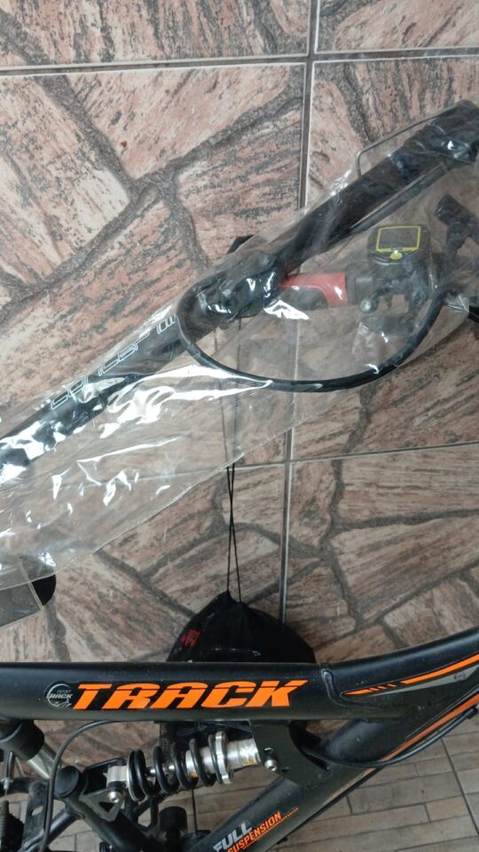 Bicicleta Mountain Bike (MTB) Track TK3 TB 100 Aro 26 Quadro 17 18V | Bazar Bikes Anúncio Bazar Bikes